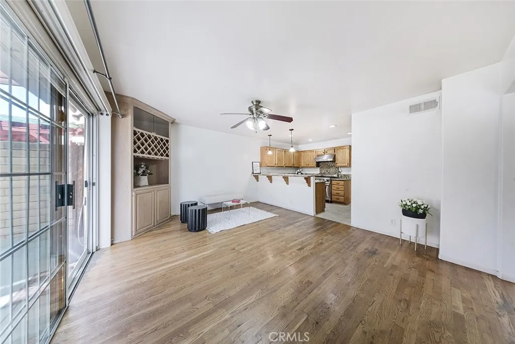 7515 Bellingham Avenue, North Hollywood, California 91605 home-pic-18